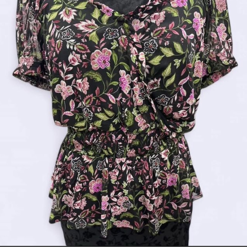 I.N. San Francisco Black and Pink Flutter Sleeve Peplum Blouse